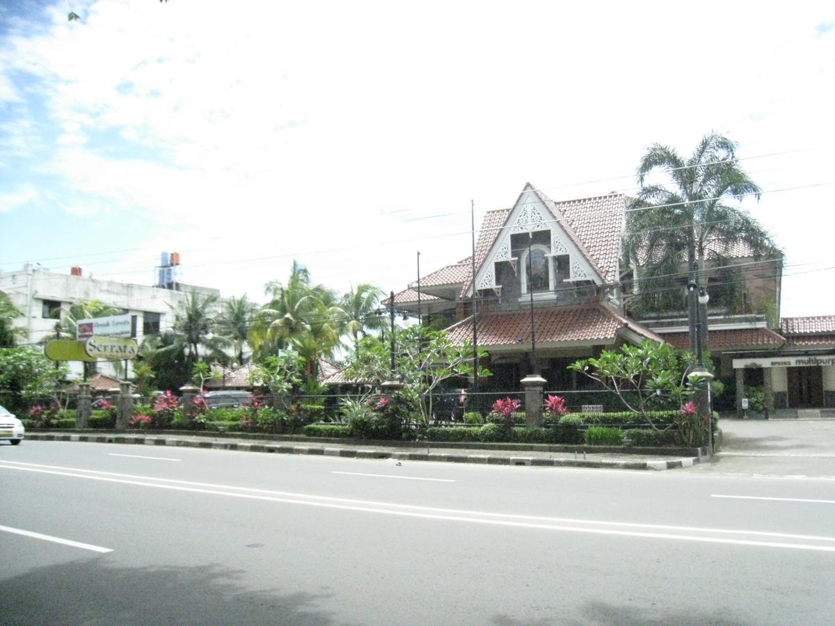 Pondok Serrata Hotel Semarang Exterior foto